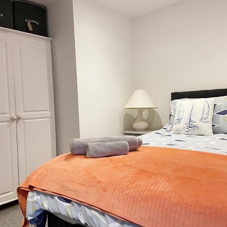 New Family Apartment Walking Distance To The Beach Bournemouth Dış mekan fotoğraf